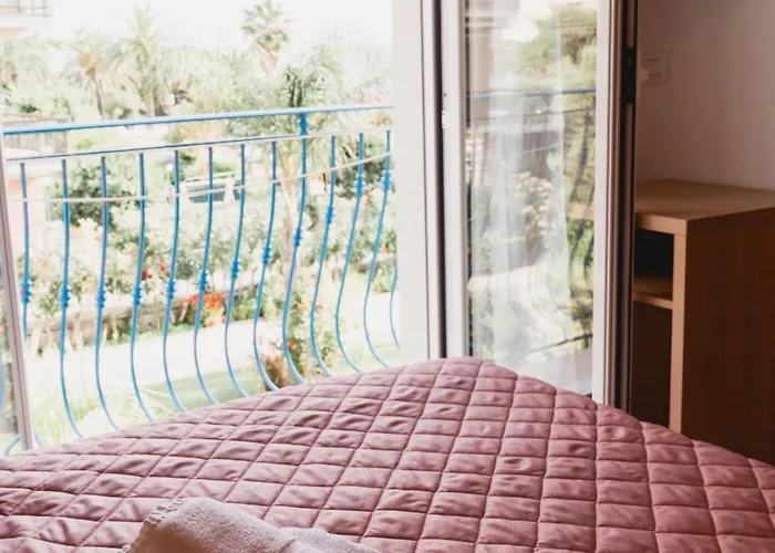 Hotel Ambassador